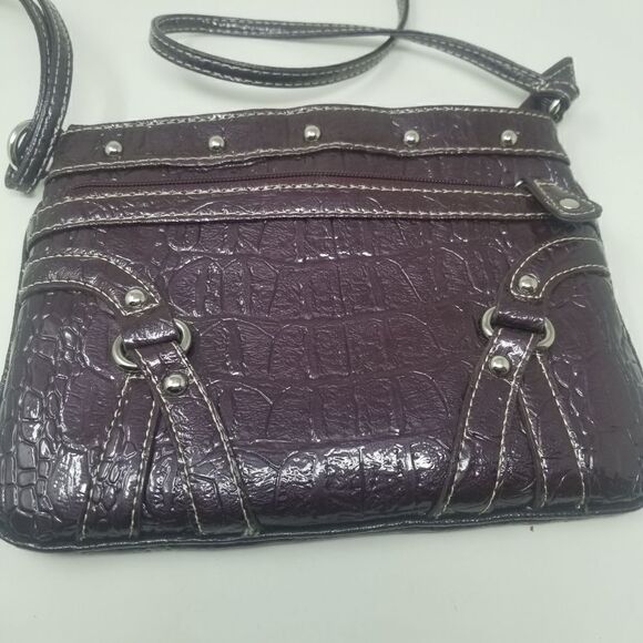 Purple Unbranded CROSSBODY BAG. NICE TEXTURE. NEW CONDITION. - Picture 4 of 13